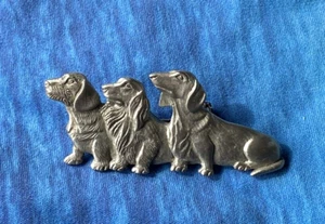 "JJ" Jonette Jewelry/Pewter /Three DACHSHUNDS Dog Pin, 2" x 1"/EUC! - Picture 1 of 4