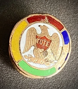 Rare Improved Order of Red Men (IORM) “TOTE” Enamel Screw-Back Pin — 5/8″ - Picture 1 of 16