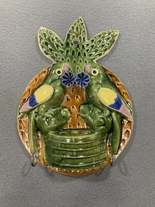 Vintage Handmade Parrot Wall Decor Hanging Plaque w/ Key or Pot Holder Hooks - Picture 1 of 5