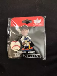 Carlos Beltran / NY Mets Bobbing Head Player pin New licensed Aminco - Picture 1 of 6