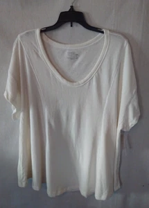 Women's Super Soft Time & Tru Creme/Off White Seamed Top - Picture 1 of 6