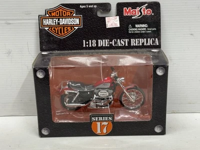 Moto Maisto Harley-Davidson Serie 17 2002 XL 1200C escala 1:18 Foto 1 de 4
