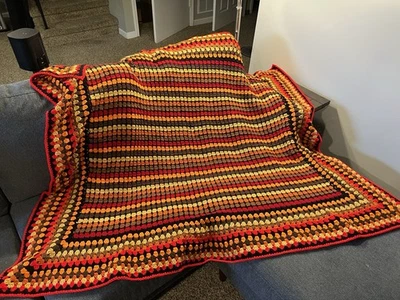 "Manta de ganchillo abuela punto a rayas 66"" X 52"" colores otoño" Foto 1 de 4