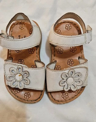 T.K.S Zapatos Sandalias Niñas Pequeñas Talla 5M Cuero Equilibrio Superior Zapatos Foto 1 de 3