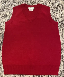 NEW Christmas Red V-Neck Sweater Vest Classroom Uniforms Size M - Picture 1 of 4
