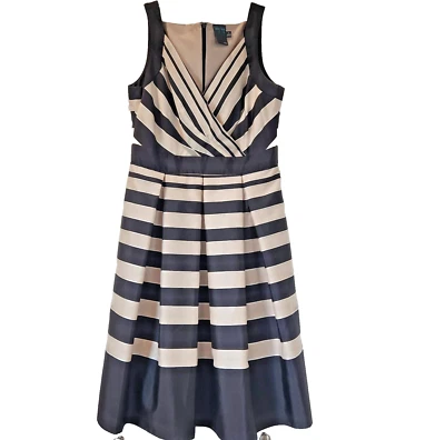 Y2K Womens Sz 6 Striped Fit & Flare Dress Sleeveless Wedding Cocktail Gabby Skye - Image 1 of 4