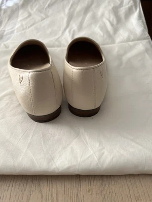 Мокасины VIONIC Willa II без застежек плоские кремовые женские 7 ЕС 37 кожаная арка - Изображение 1 из 4