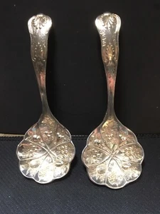 Antique Silver Plate EPNS Berry Serving Spoons Matched Pair - Picture 1 of 6