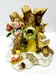 Vintage Mouse House Winter Tree with Wreath, Acorn & Ornament Figurine - Picture 1 of 14