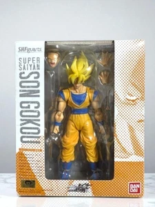 S.H.Figuarts Super Saiyan Son Goku Figure BANDAI Dragon Ball Z Near Mint Japan - Picture 1 of 6