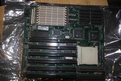 Socket 3 AT motherboard for 486 VLB Vesa Local Bus ECS VL486 FOR PARTS OR REPAIR - Image 1 of 4