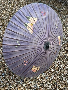 VINTAGE 1950s Japanese hand painted purple paper parasol umbrella bamboo handle - Picture 1 of 15