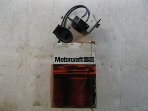 NOS Ford Motorcraft YH-260 D5OZ-19618-A Thermostat - Picture 1 of 4