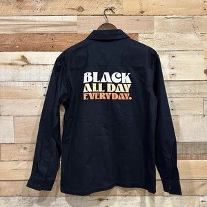 NUEVO CON ETIQUETAS Negro Todo el Día Todos los Días Camisa Manga Larga Chaqueta Hombre’s Pequeña Shacket - Imagen 1 de 7