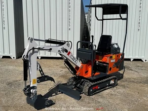 2024 MIVA VA08 Hydraulic Mini Excavator Crawler Blade Thumb Aux bidadoo -Repair - Picture 1 of 12