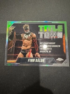 Finn Balor 2024 Topps Cromo WWE Título Town Green Refractor #82/99 Lucha libre - Imagen 1 de 2