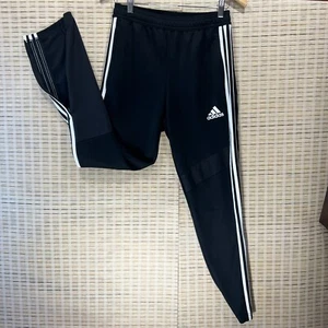 Pantaloni da allenamento Adidas uomo piccoli neri bianchi righe zip orlo affusolato tasche - Foto 1 di 12