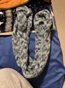 Girls JUSTICE Blue Infinity Scarf Sparkle - Picture 1 of 3