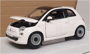 Burago 1/24 Scale Diecast 18-22106 - 2007 Fiat 500 - White - Picture 1 of 5