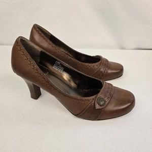 Vintage Y2K Union Bay Pumps 10M Brown Heels Diana Button Academia Retro Office - Picture 1 of 16