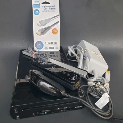 Consola Nintendo Wii U Negra 32GB WUP-101(02) con Mandos y Cables Funciona LEER Foto 1 de 4