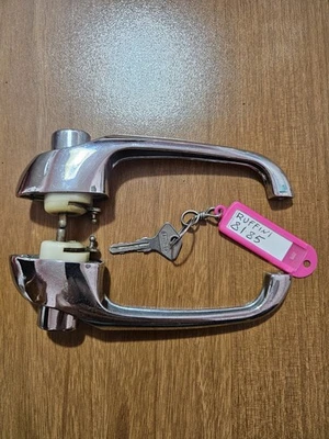 FIAT 500 F-L-R MANIGLIE PORTIERA " FIAT/RUFFINI " - Immagine 1 di 4