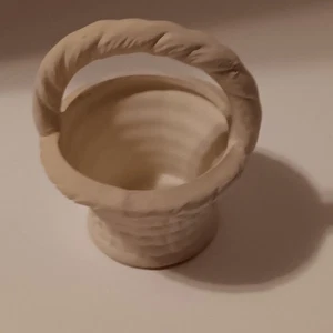 Vintage Miniature Easter Basket, 3 inches high, white ceramic - Picture 1 of 8