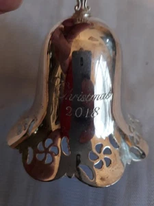 Towle Silversmiths 2018 plateado perforado anual campana de Navidad adorno 38º - Imagen 1 de 11