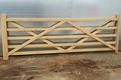 Hardwood dried oak 5 bar entrance driveway gate made to your widths up to 3.66m - Image 1 of 4