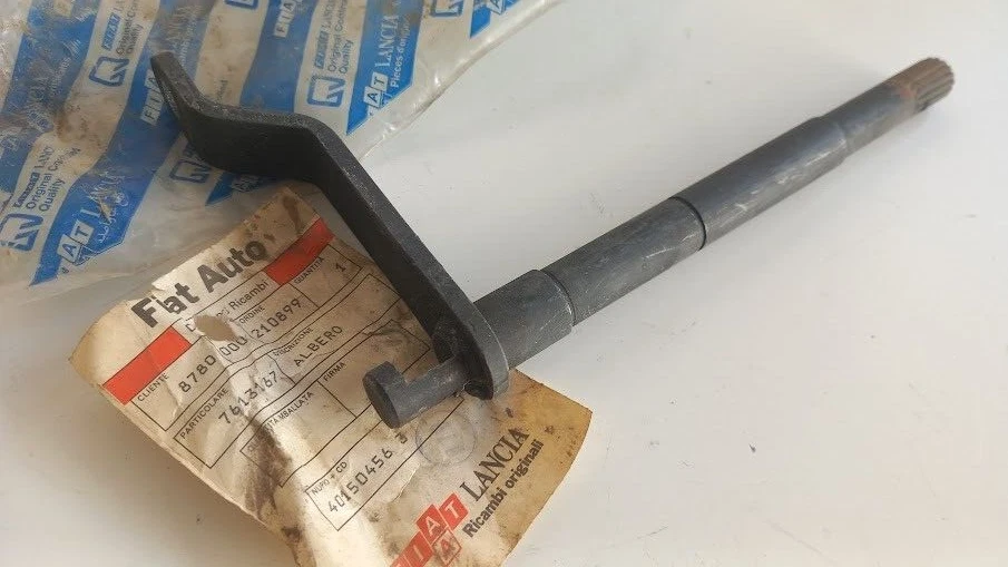 Eixo de câmbio para Fiat Elba Mille Fiorino Lancia Delta 7613167 fabricante de equipamento original - Imagem 1 de 1