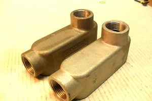 qty 2 Crouse-Hinds B39 Aluminum Rigid Conduit Outlet Body, 1" New - Picture 1 of 5