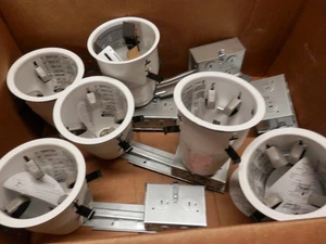 5PK Halo H99RTAT 4 in. Steel Recessed Lighting Housing / 1 PC HS04RTE26WHO1 - Picture 1 of 7