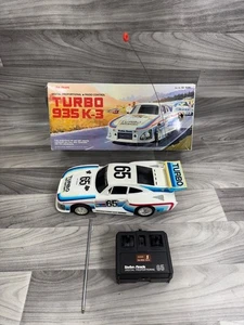 RARA RADIO D'EPOCA SHACK TURBO 935 K-3 TELECOMANDO RC AUTO IN SCATOLA  - Foto 1 di 14