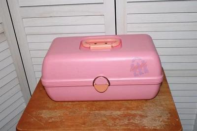 Vintage Caboodles California XL 3 Tier Makeup Art Storage Train Case Travel Case - Image 1 of 4