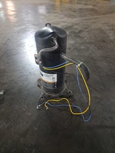 COPELAND Scroll ZP36K5E-PFV-130 36,000 BTU 230V 1PH 60HZ R-410A only used SOA2FL - Picture 1 of 5