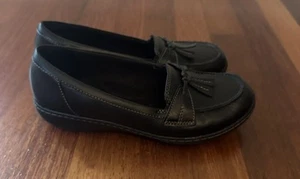 Collection by Clarks  26067331 Slip On Tassel Loafers Womens 7 1/2 Black - Picture 1 of 8