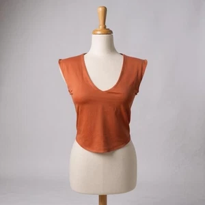 T-shirt Athleta Top Transcend Vita Free cropped Med arancione foderata allenamento tempo libero - Foto 1 di 9