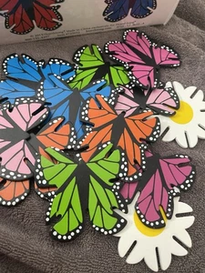 Hearthsong Connecteagons Holz Schmetterlinge und Blumen 59 Stück - Bild 1 von 3