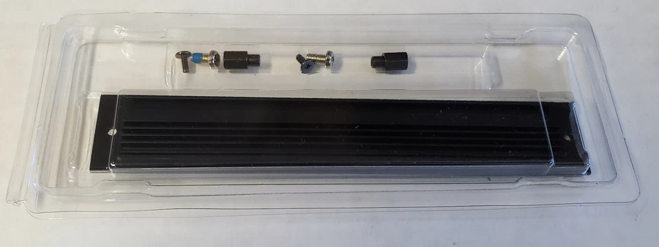 Supermicro SNK-C0121L-1 22W x 129.65L x 4.35H mm, Al., Screws, Pad, Anodized - Image 1 of 1