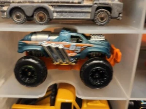 hot wheels CITY trucks vans loose you pick (case #65) tow tanker bus taxi - Picture 1 of 25