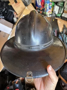 VINTAGE 1940s MSA SKULLGARD RESCUE FIRE HELMET - Picture 1 of 8