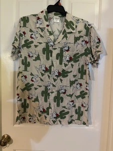 Peanuts Snoopy Men's Spike Desert Cactus Button Dress Short Sleeves Shirt Small - Picture 1 of 7