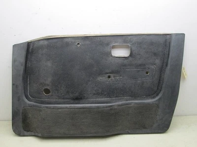 Painel da porta dianteira direita BMW E28 528e 535is preto (USADO) - Imagem 1 de 4