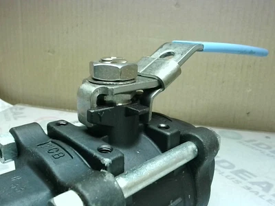 Milwaukee 30CS0F-01-LL Ball Valve 1-1/2" w/ Safety Lock Lever - New No Box - Image 1 of 4