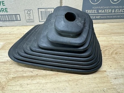 2nd gen ram 98-02 Manual trans Upper Shifter Boot Nv3500 Nv4500 - Image 1 of 4