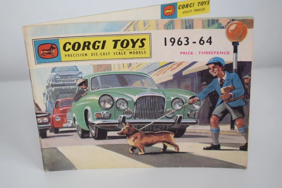 B93 CATALOGO FOLDER VOLANTINO CORGI TOYS 1963 1964 BLUE BLAZER & CAP ECC. COND. - Immagine 1 di 4