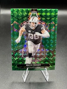 2024 Panini Mosaic - Green Mosaic Prizm #118 Maxx Crosby - Bild 1 von 2