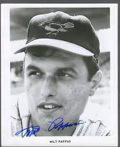 Milt Pappas signed Baltimore Orioles 1960's team issued photo - Picture 1 of 1