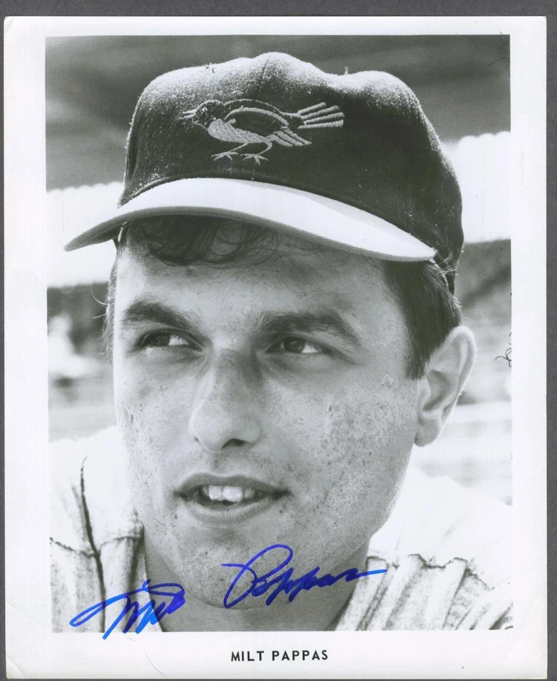 Milt Pappas signed Baltimore Orioles 1960's team issued photo - Image 1 of 1