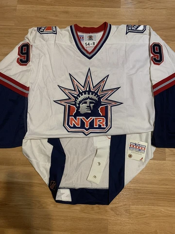 NWT Wayne Gretzky Lady Liberty NEW YORK RANGERS NHL STARTER Hockey Jersey 54 Cover